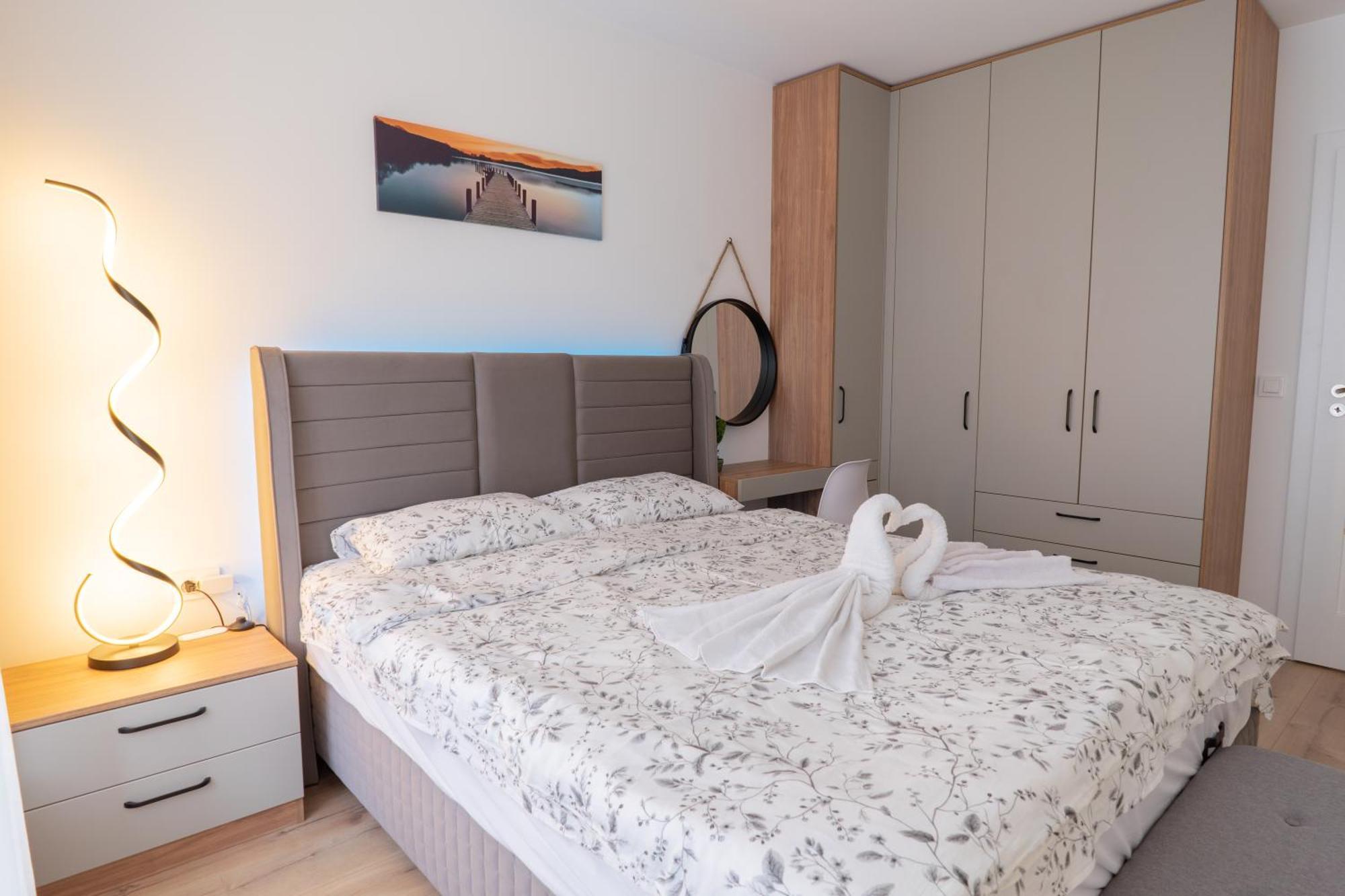 New Modern & Cozy Apartment With Free Parking Varna Exterior photo