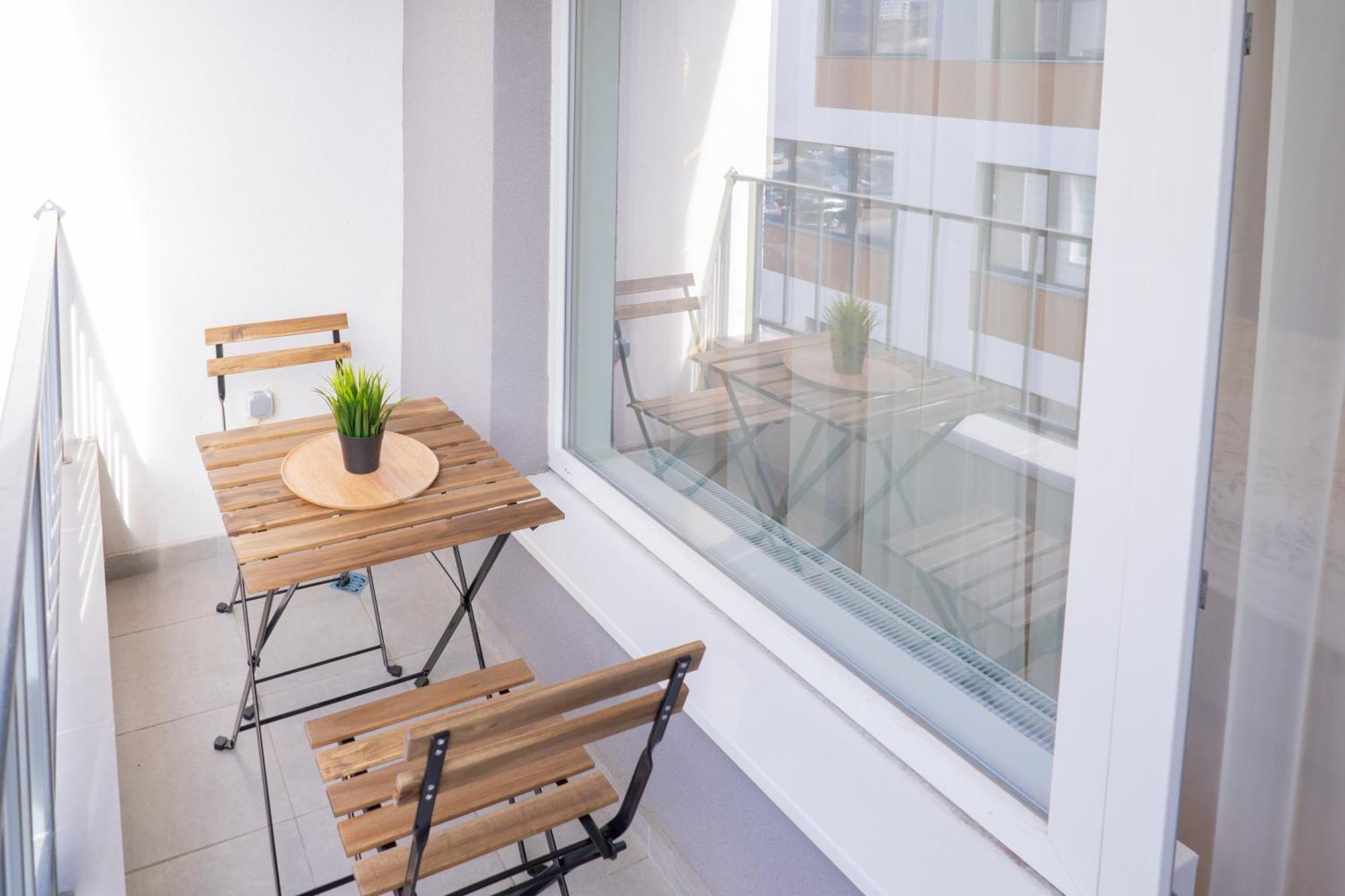 New Modern & Cozy Apartment With Free Parking Varna Exterior photo