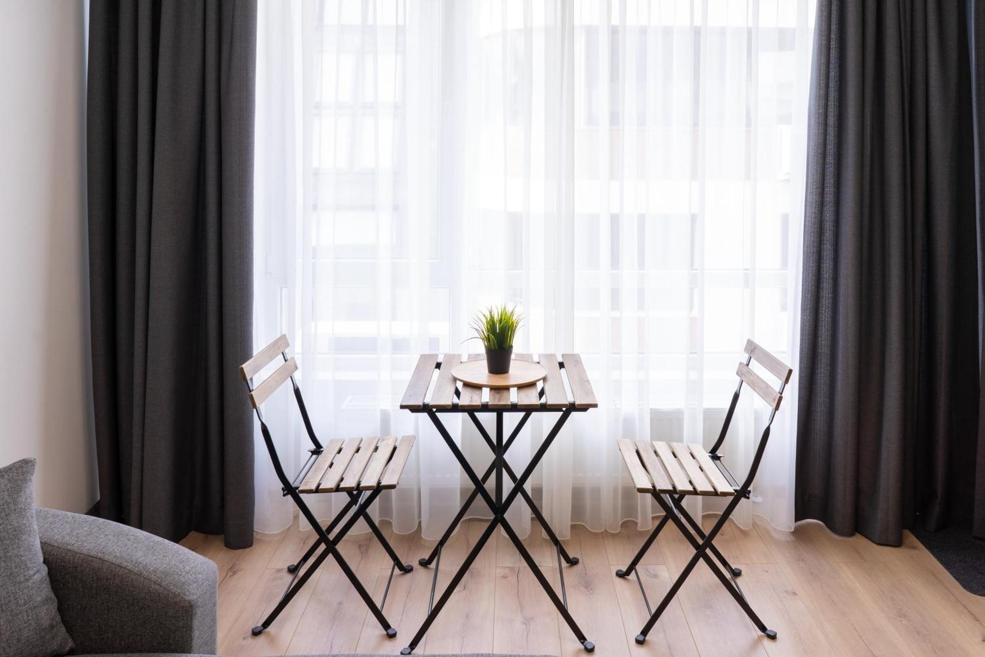 New Modern & Cozy Apartment With Free Parking Varna Exterior photo